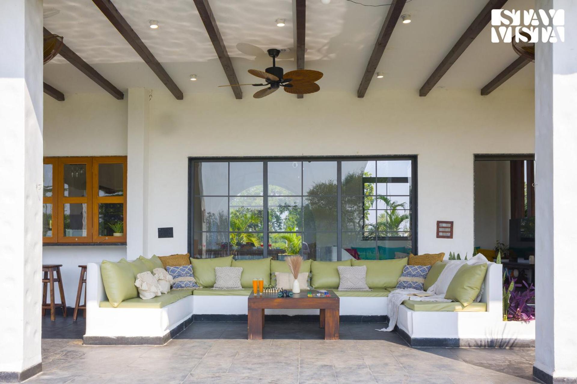 Stayvista At Lotus By The Lake With Pool, Bbq & Lawn Indore Exterior foto